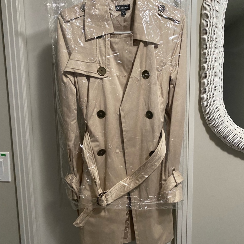 Bebe Woman’s Trench Coat